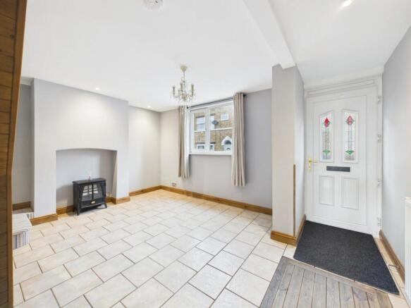 3 bed House for sale Image 5