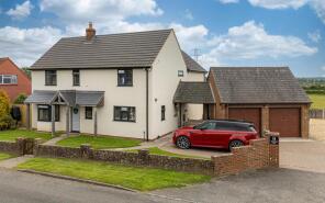 9 Greenhills View, Berhills Lane, Devizes SN10 1ST