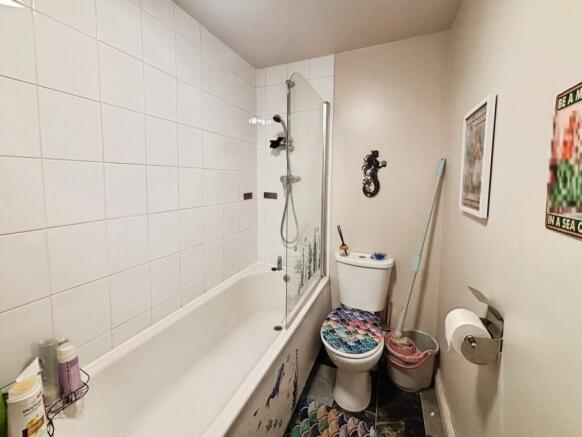 7 bed Apartment for sale Image 11