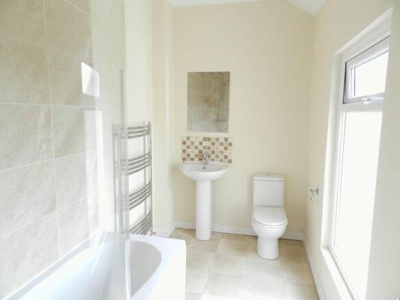 Family Bathroom 