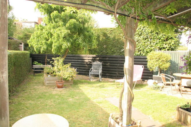 Photo 8