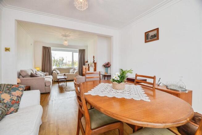 3 bed Semi-Detached for sale Image 5