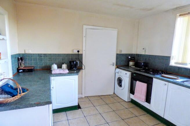 Kitchen 1
