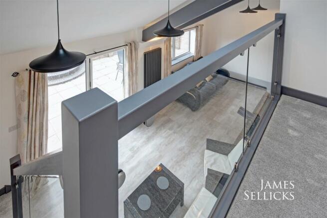 Mezzanine Landing