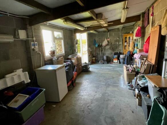 Garage.jpg