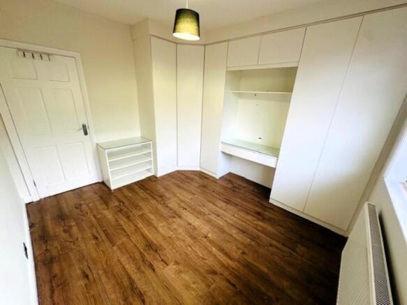 BEDROOM 2