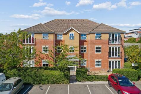 Baxter Close, Slough, SL1