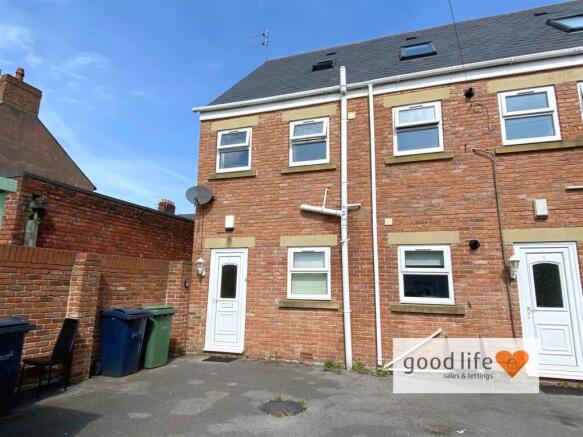 rear elevation 2flat483chesterroad.jpg