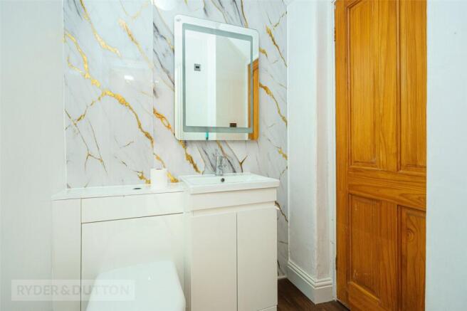 2 bed Terraced for sale Image 9