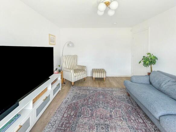 4 bed Detached for sale Image 7