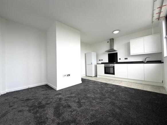 Full Room Pic 2.jpeg