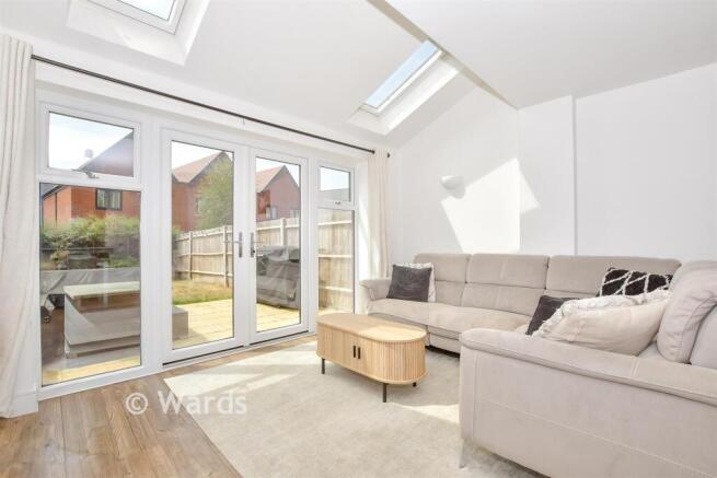 Albertine Road, Langley, Maidstone, Kent photo 4