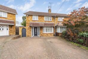 24, Hamilton Close, St. Albans AL2 3NA