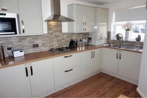 16, Redberry Avenue, Heckmondwike WF16 9FD