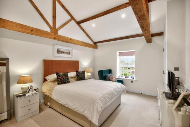 2 bed House for sale Image 11