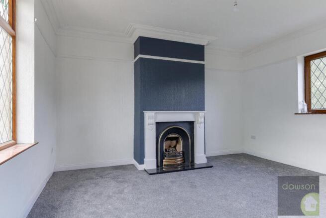 2 bed Terraced to rent Image 4