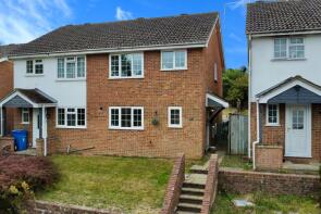 6, Dovedale Close, Owlsmoor, Sandhurst GU47 0YG