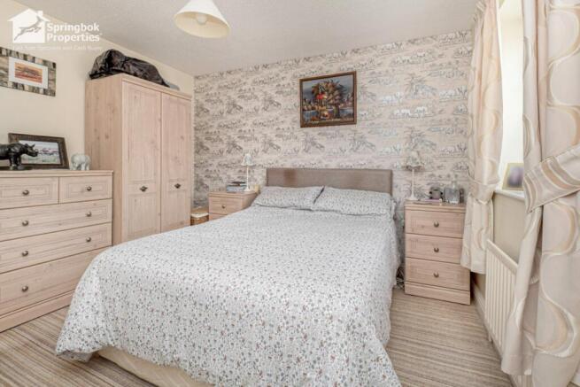 2 bed Semi-Detached for sale Image 10