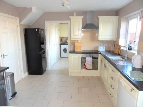 KITCHEN/DINER