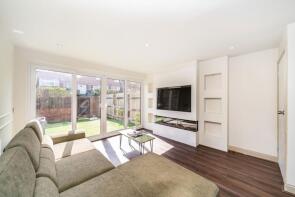 5, Lancey Close, London SE7 8DN