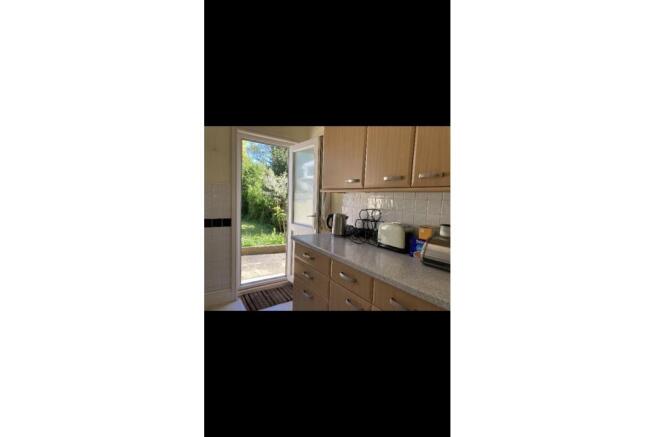 3 bed Terraced for sale Image 8