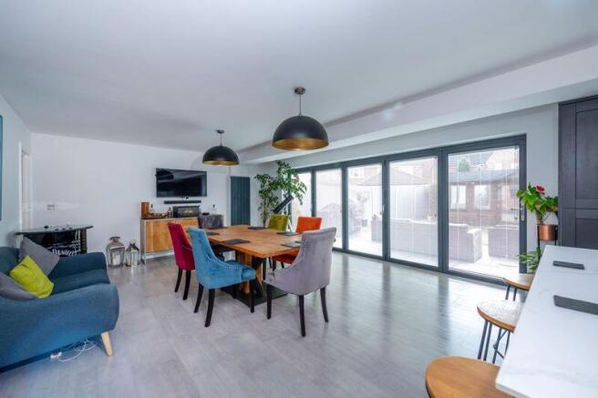 Living dining area