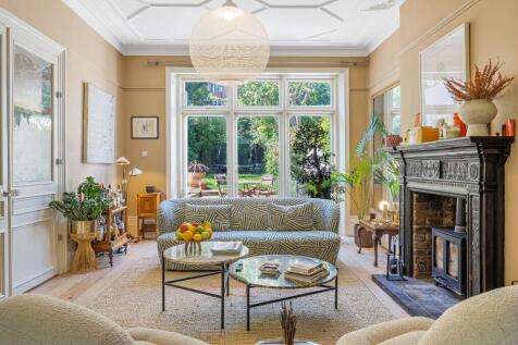 Crouch Hill, London, N8