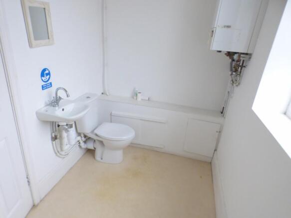 Wash Room/W.C.