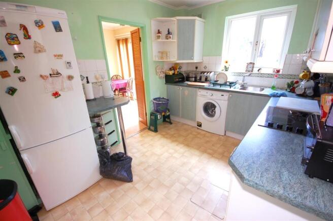 Fitted kitchen