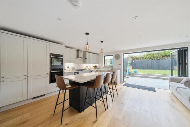Kitchen/Dining Room
