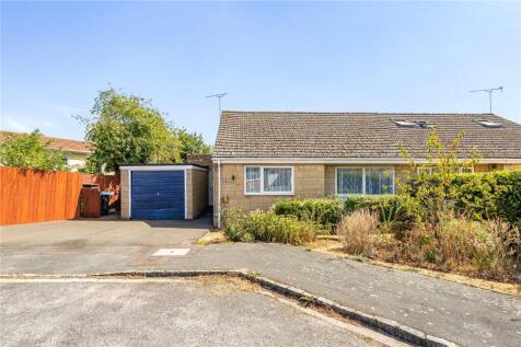 Larksfield Close, Carterton, Oxfordshire