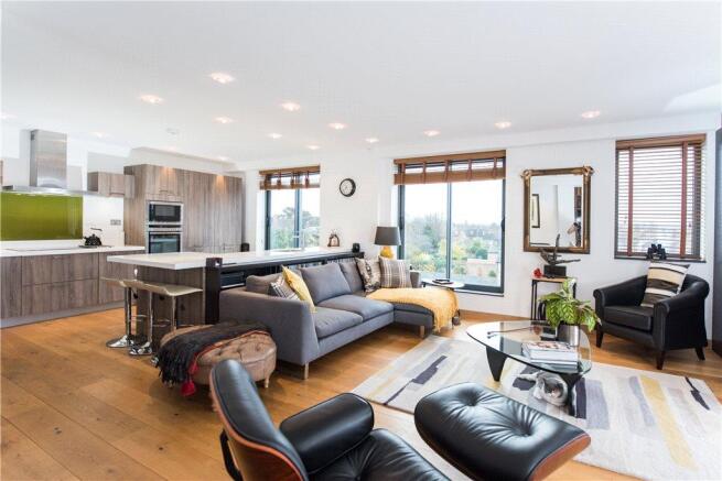 Sitting Room Area