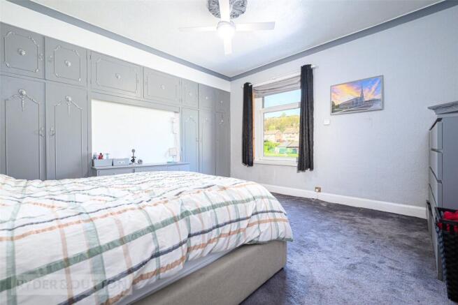 2 bed Terraced for sale Image 11