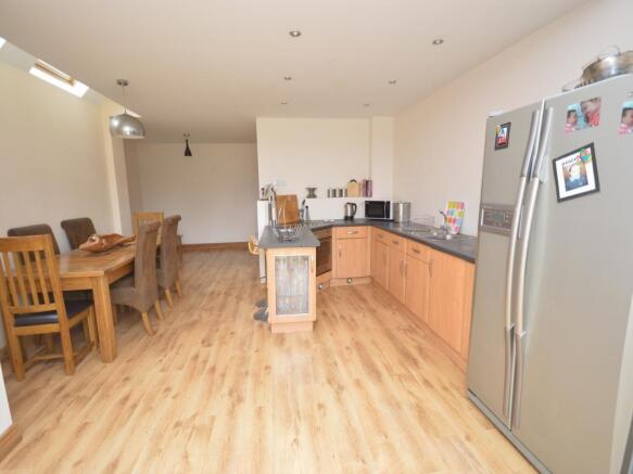 Kitchen / Breakfast Room