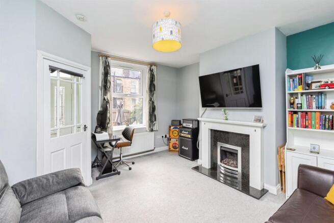 2 bed End of Terrace for sale Image 4