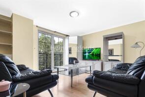 Flat 3, 68, Old Street, London EC1V 9AN