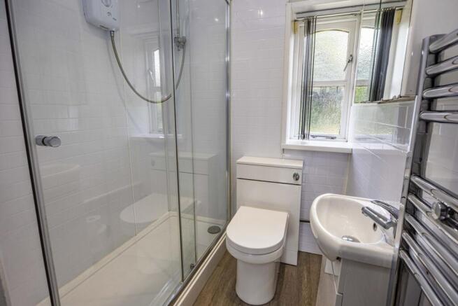 2 Bathrooms