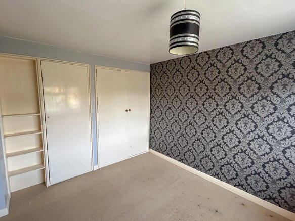 bedroom 2-2