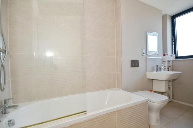 1 bed Flat for sale Image 9