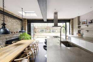 106, Godolphin Road, London W12 8JW