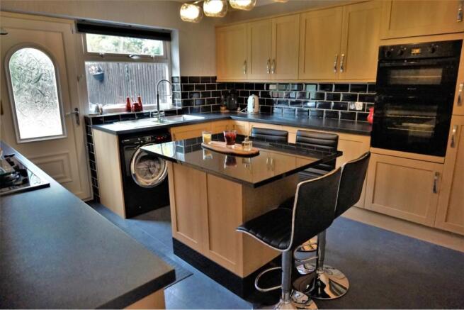 Kitchen / Breakfast
