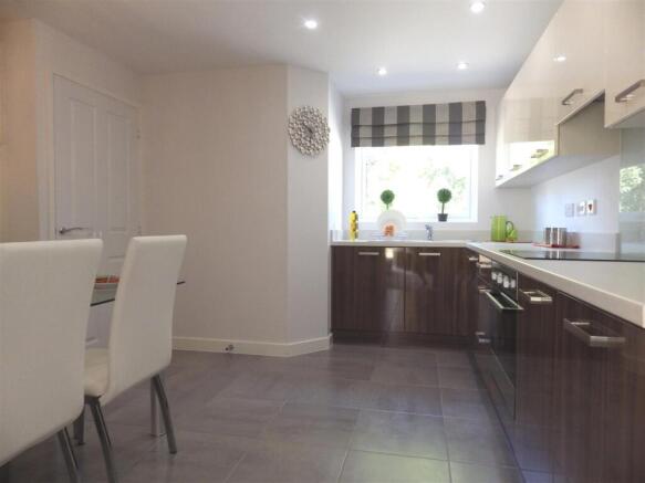kitchen 2.JPG