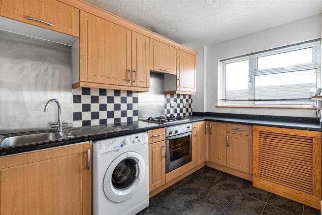 Kitchen: