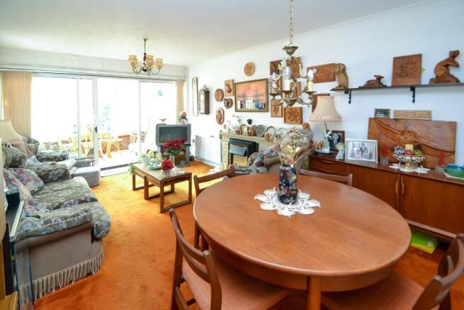 Sitting/Dining Room