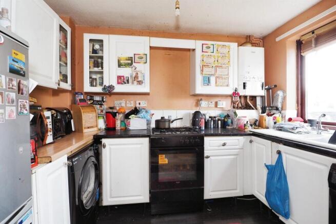 2 bed Semi-Detached for sale Image 5