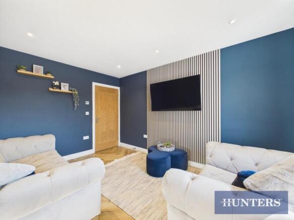 3 bed Semi-Detached for sale Image 6