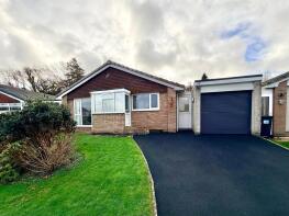 10, Hogarth Close, Plymouth PL9 8EX