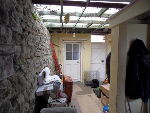 Photo 8