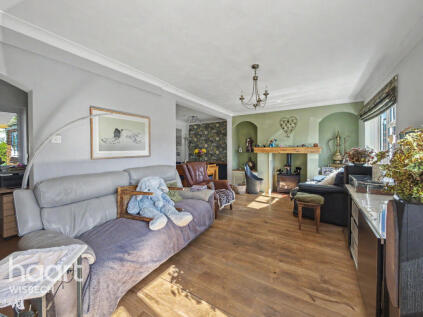 Hall Bridge Road, Upwell