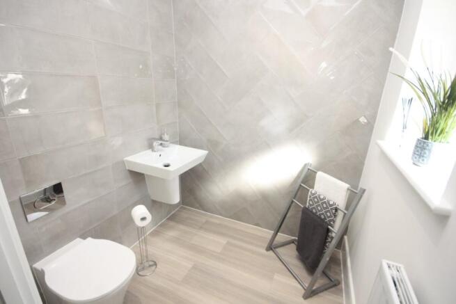 Cloakroom / WC